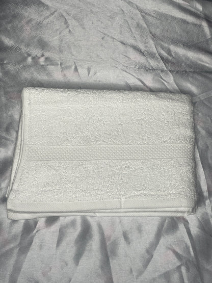 Grande serviette blanche - personnalisée