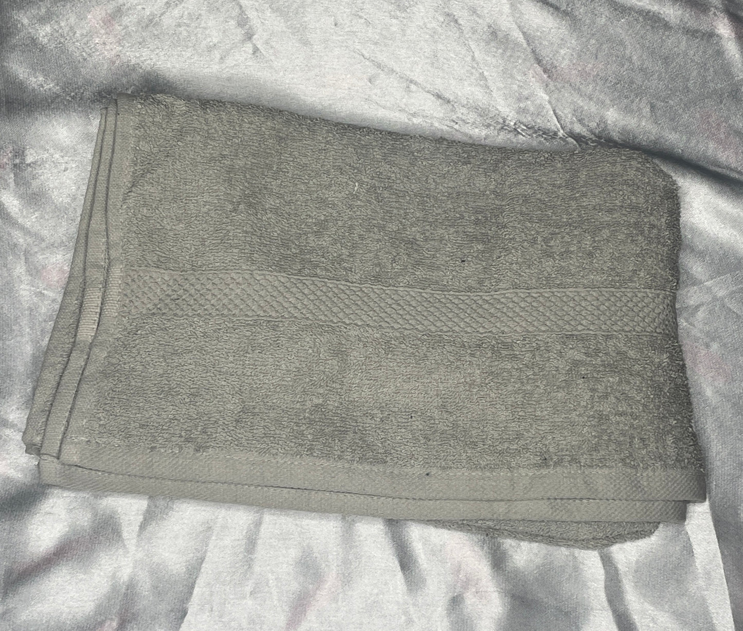 Grande serviette grise - personnalisée