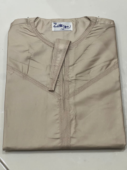 Qamis Omani beige/marron clair personnalisé